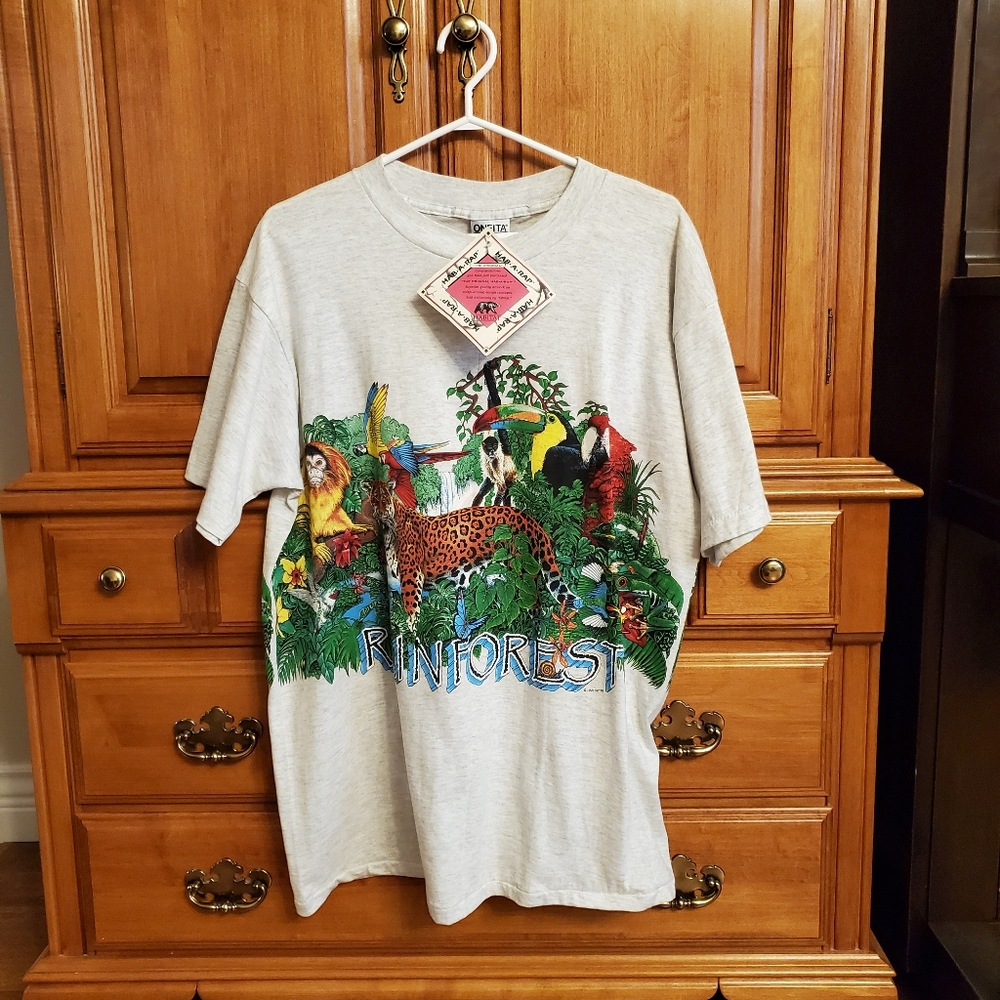 Vintage NWT 1992 Rainforest AnimalsTee Large 44 Chest